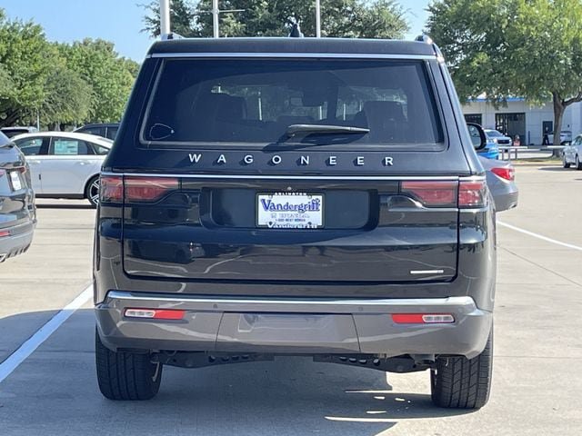 Used 2022 Jeep Wagoneer Series III w/ Premium Group I RWD image 5