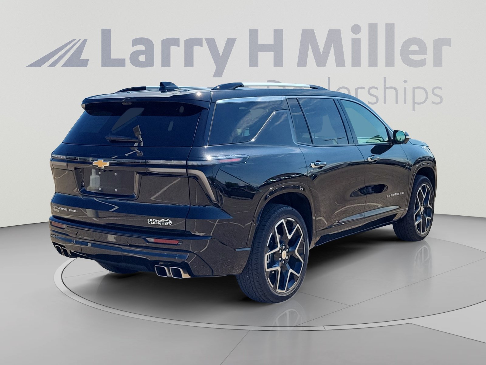 Used 2025 Chevrolet Traverse High Country AWD/4WD image 5