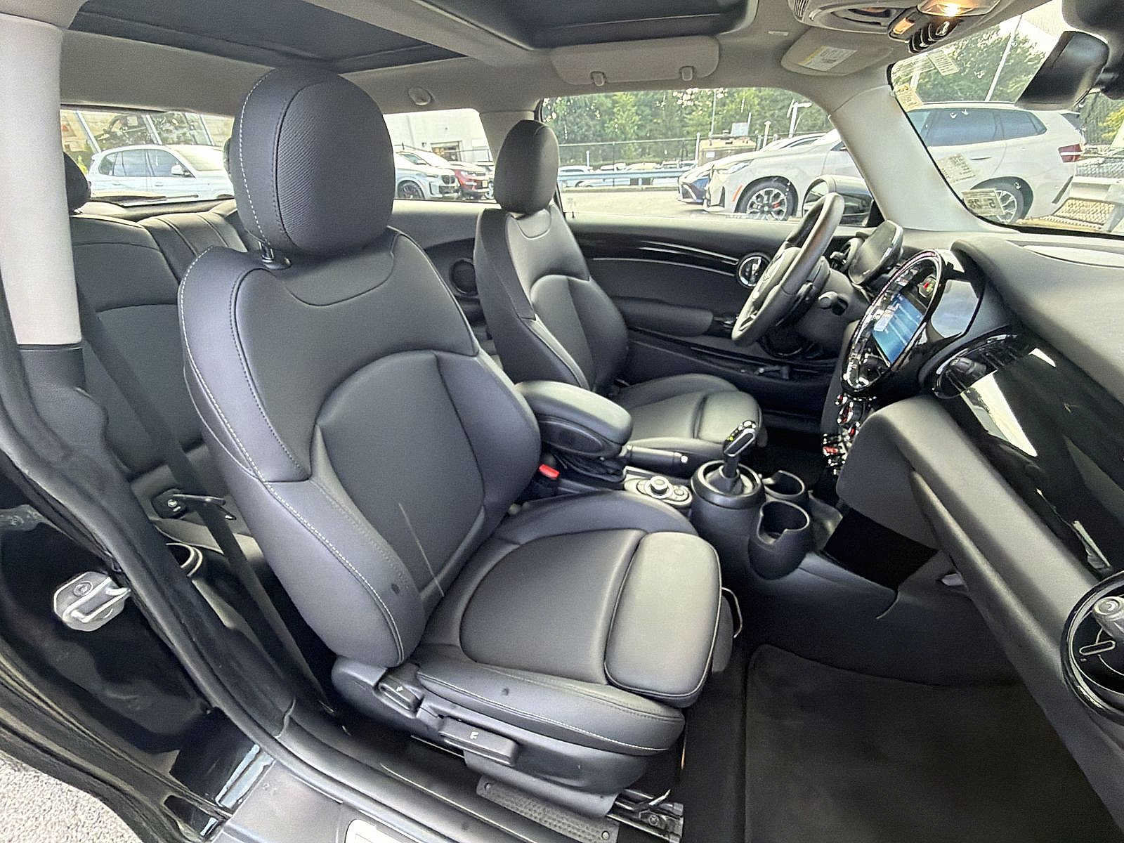 Used 2024 MINI Cooper S FWD image 22