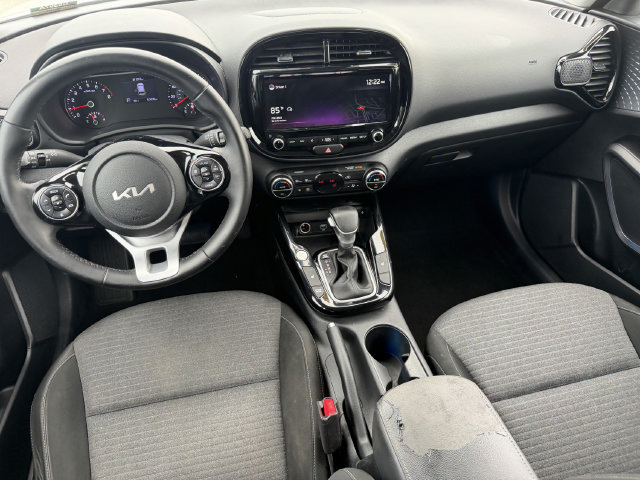 Used 2022 Kia Soul EX FWD image 16