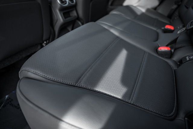 New 2026 Mercedes-Benz GLC 300 4MATIC image 33