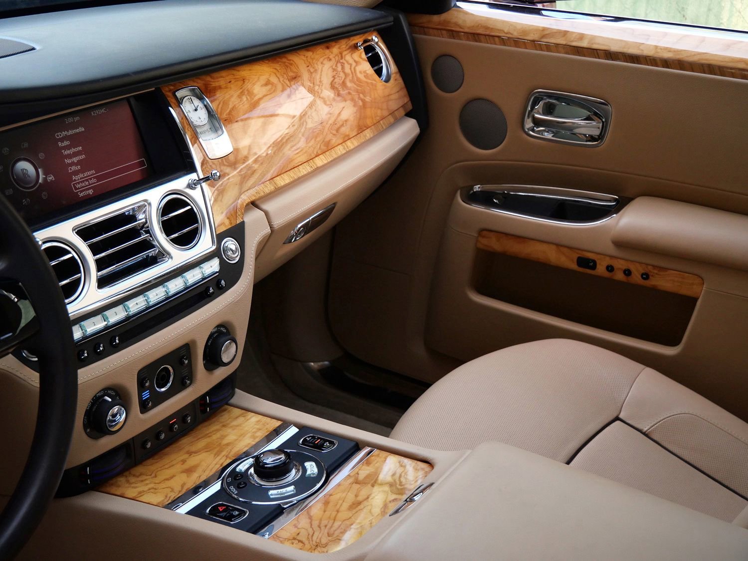 Certified 2013 Rolls-Royce Ghost image 21