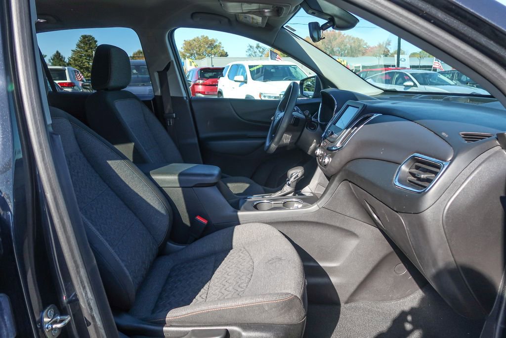 Used 2023 Chevrolet Equinox LT image 18