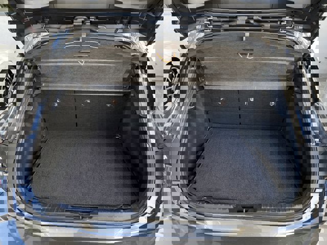 Used 2023 Toyota Corolla SE image 31