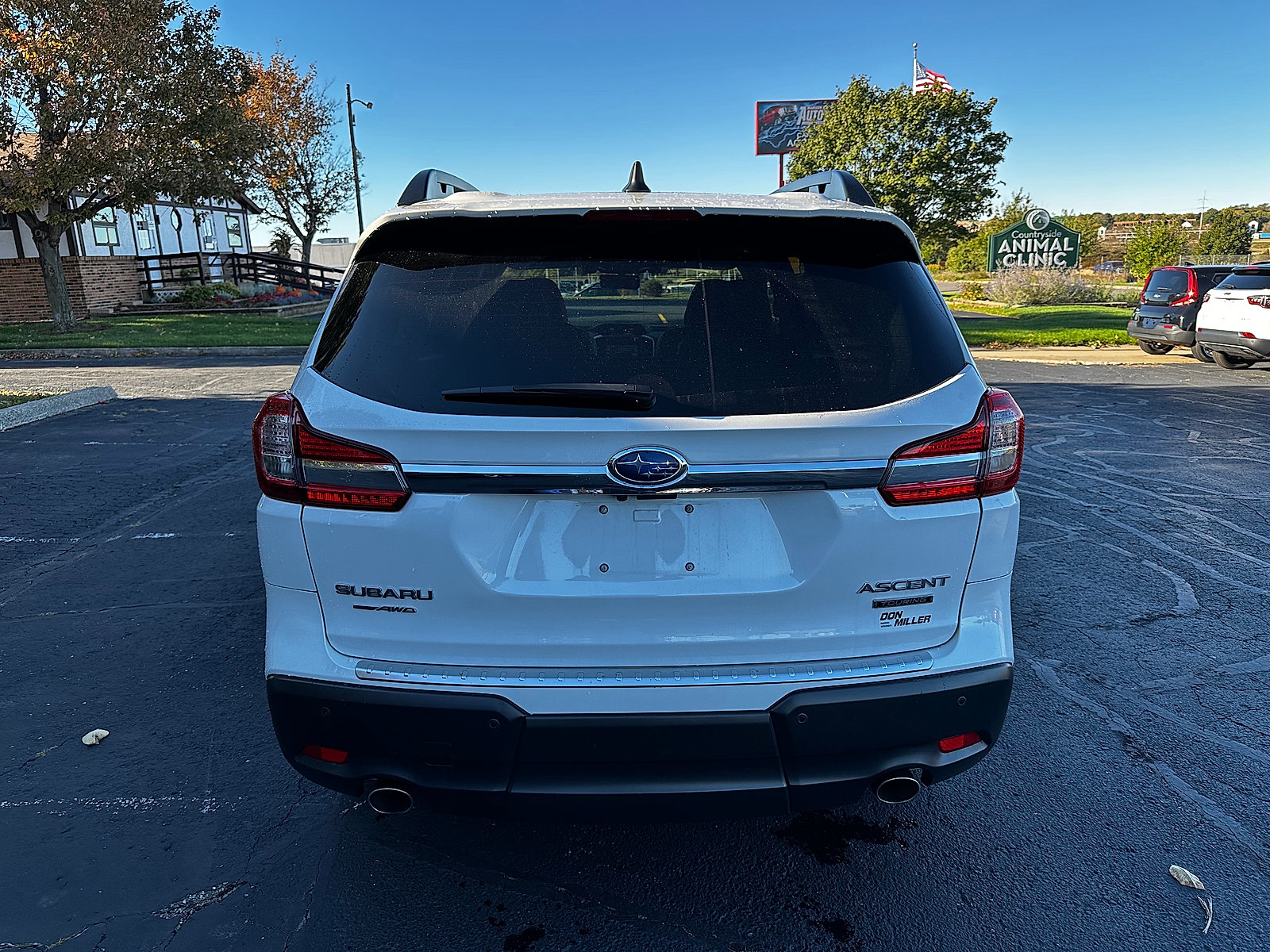Used 2022 Subaru Ascent Touring w/ Popular Package #2A AWD/4WD image 4