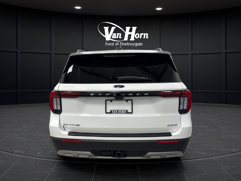 Used 2026 Ford Explorer Active w/ Active Comfort Package AWD/4WD image 6