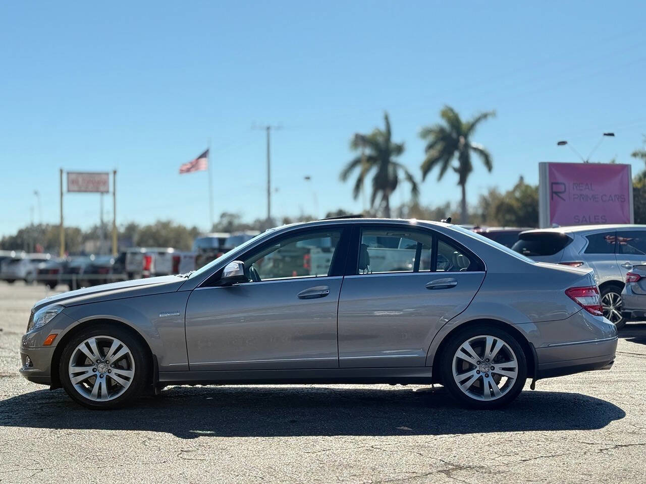 Used 2009 Mercedes-Benz C 300 4MATIC Sedan image 6