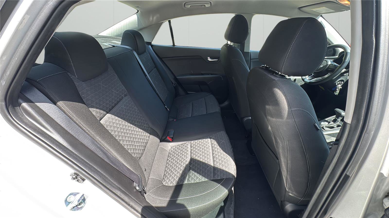 Used 2022 Kia Rio LX FWD image 13