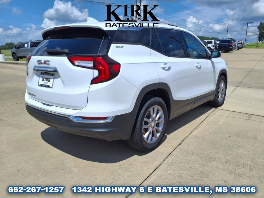 Used 2022 GMC Terrain SLT w/ Infotainment Package II image 5