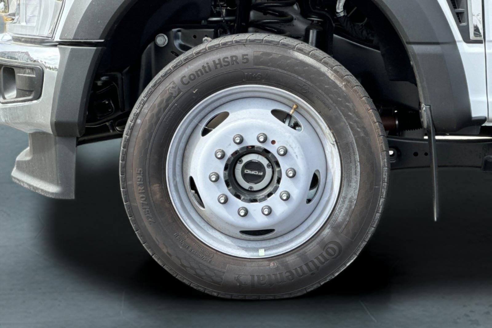 New 2024 Ford F450 XL image 29