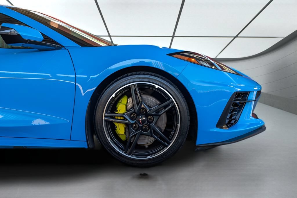 Used 2023 Chevrolet Corvette Stingray Preferred Cpe w/ Z51 Performance Package RWD image 10