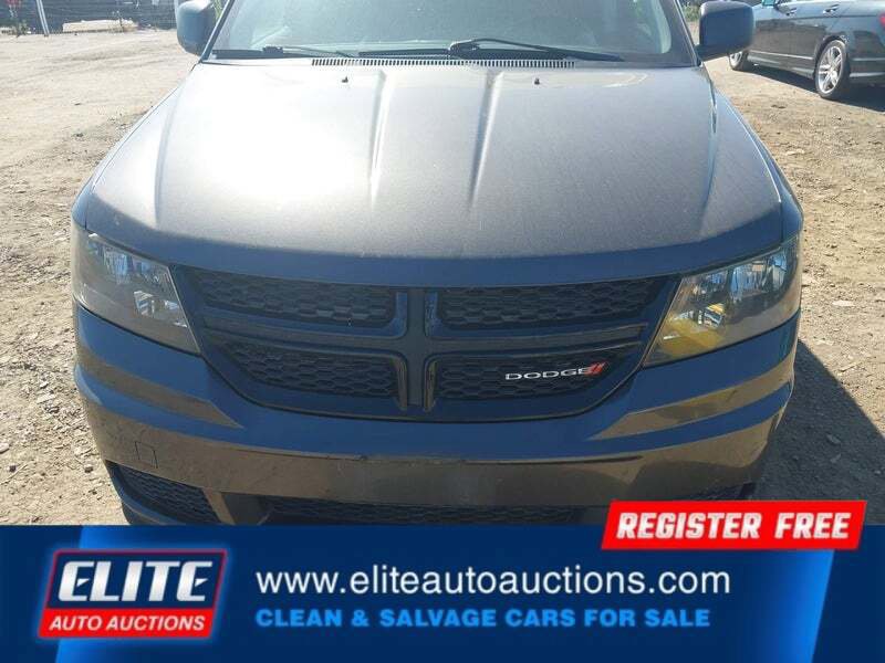 Used 2017 Dodge Journey SE w/ Flexible Seating Group FWD image 12