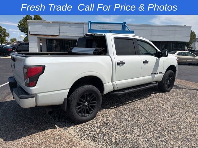 Used 2018 Nissan Titan S AWD/4WD image 5