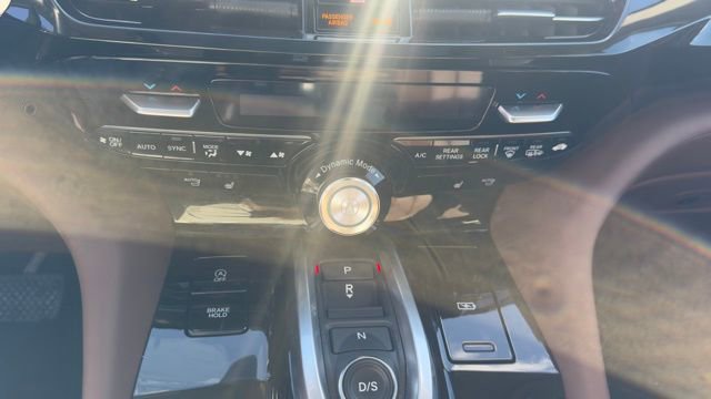Used 2024 Acura MDX SH-AWD w/ Technology Package image 17