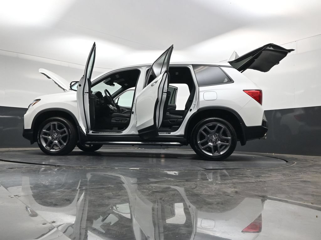 Used 2023 Honda Passport EX-L image 44