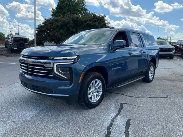 Certified 2025 Chevrolet Suburban LT w/ Comfort Package AWD/4WD image 1