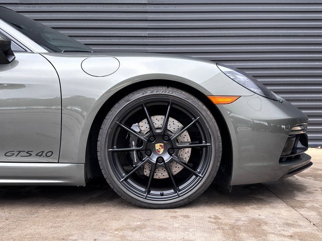 Certified 2024 Porsche 718 Cayman GT4 image 11