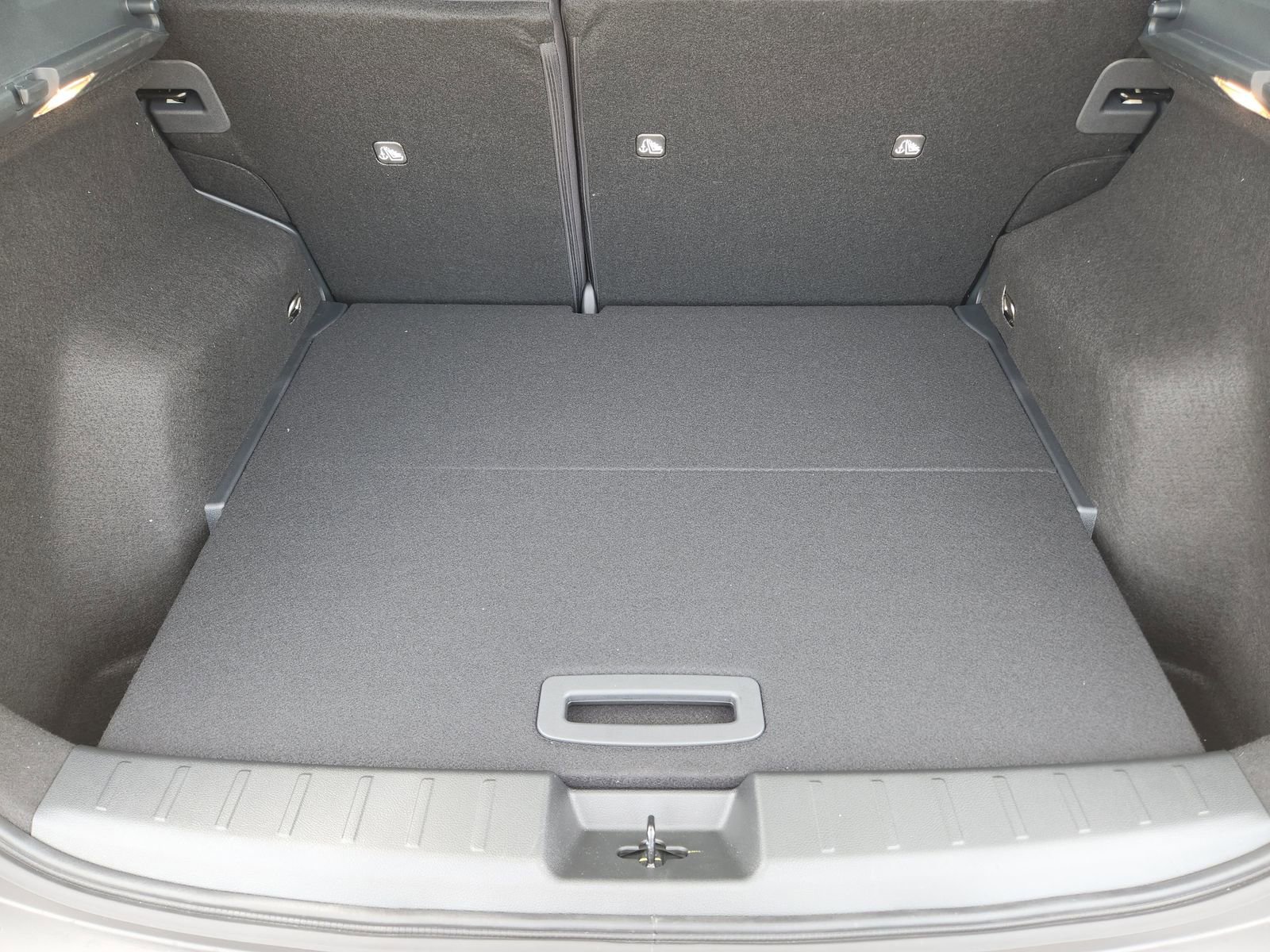 New 2026 Nissan Kicks SV image 27