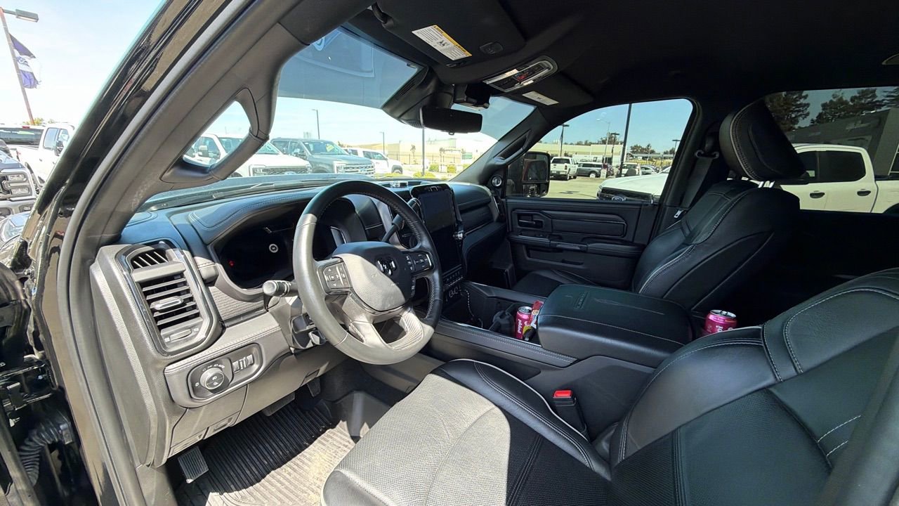 Used 2023 RAM 3500 Limited AWD/4WD image 3