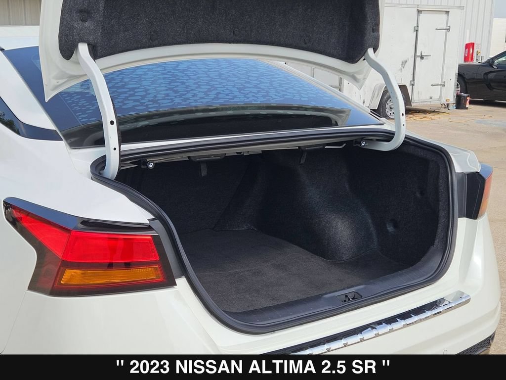 Used 2023 Nissan Altima 2.5 SR AWD/4WD image 33