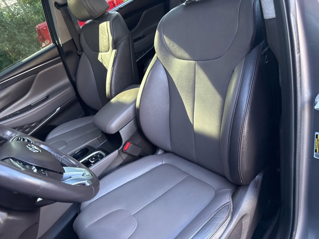 Used 2019 Hyundai Santa Fe Ultimate image 5