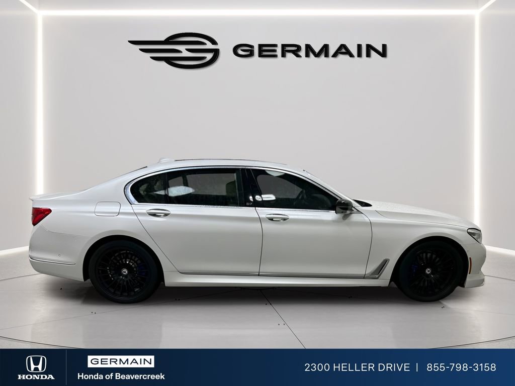 Used 2018 BMW ALPINA B7 xDrive image 9