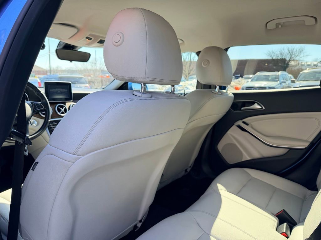 Used 2017 Mercedes-Benz GLA 250 4MATIC image 16