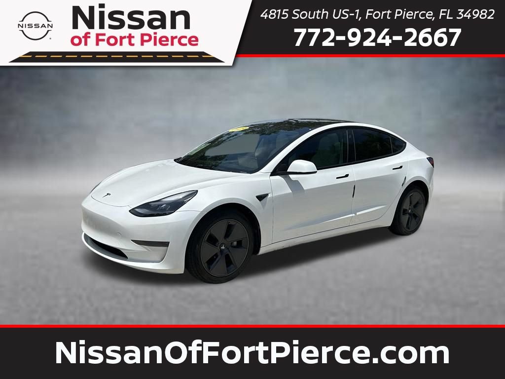 Used 2023 Tesla Model 3 Standard Range RWD image 1