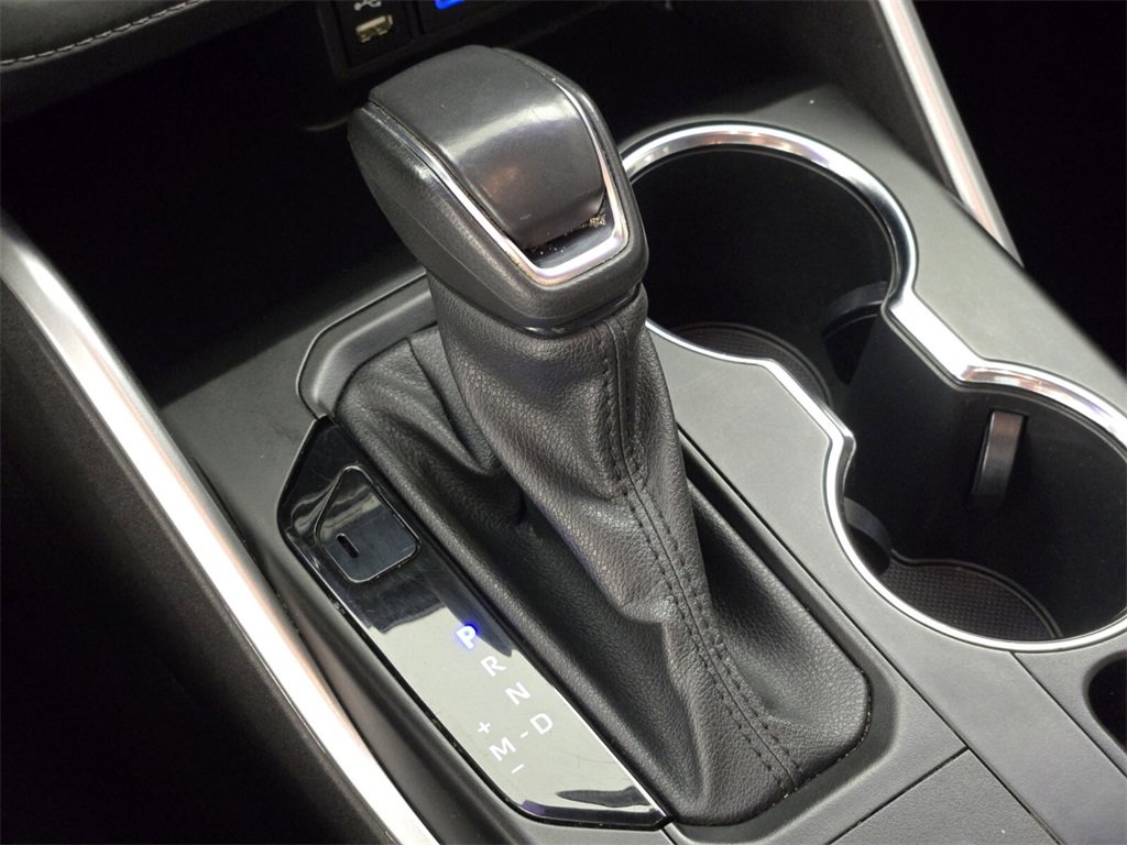 Used 2022 Toyota Highlander LE image 32