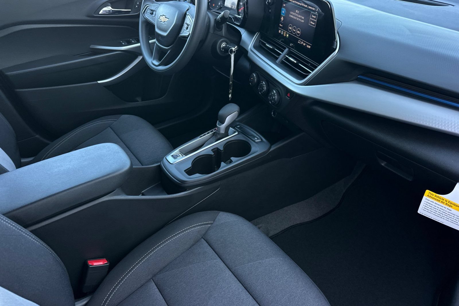 New 2026 Chevrolet Trax LS w/ LS Convenience Package FWD image 16