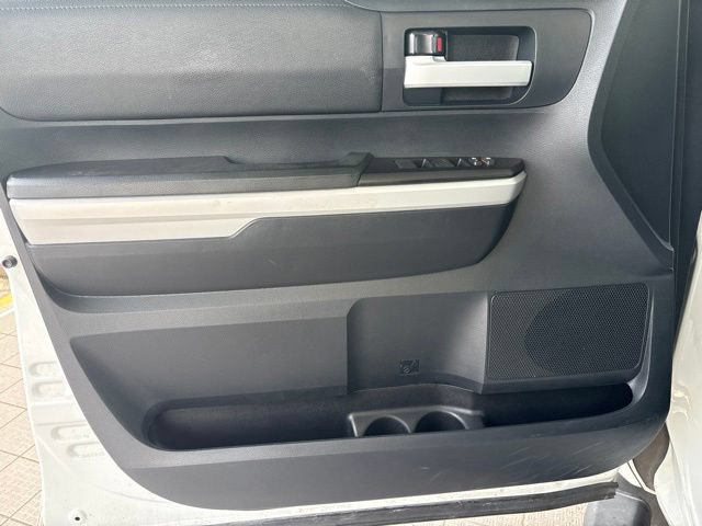 Used 2018 Toyota Tundra SR5 w/ SR5 Upgrade Package RWD image 17