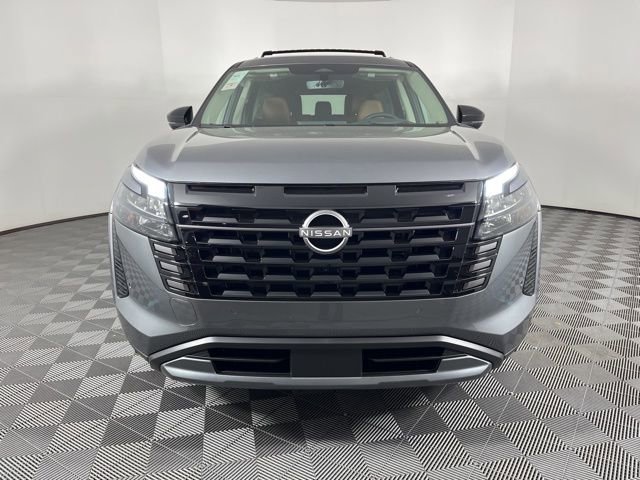 New 2026 Nissan Pathfinder Platinum image 4