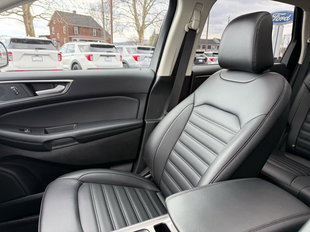 Used 2024 Ford Edge SEL w/ Convenience Package image 25