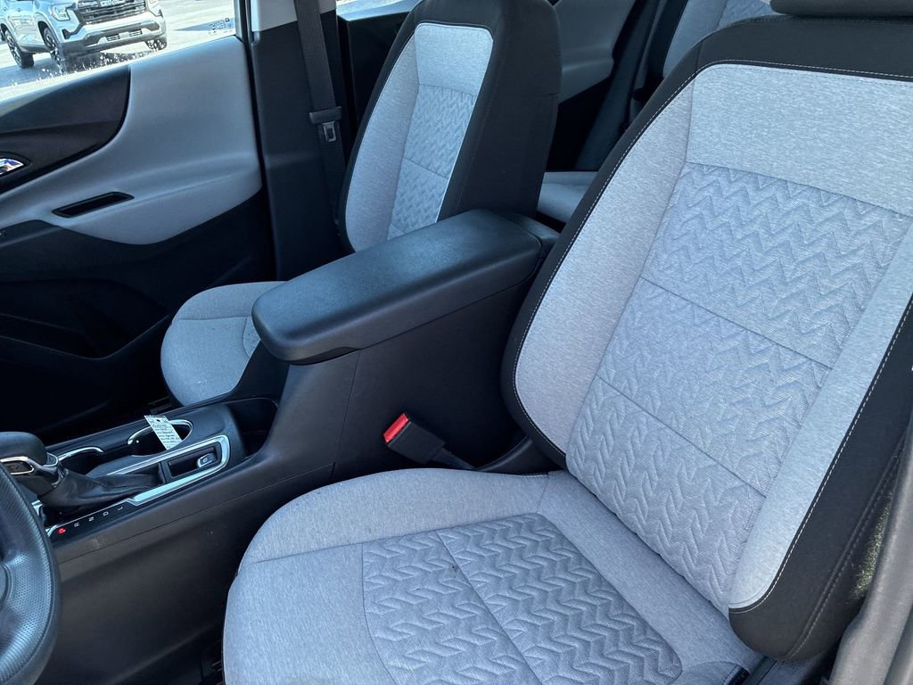 Used 2024 Chevrolet Equinox LS w/ LPO, Floor Liner Package image 11