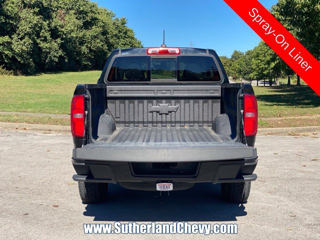Used 2017 Chevrolet Colorado Z71 AWD/4WD image 14