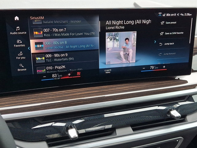 Certified 2023 BMW X7 xDrive40i w/ Premium Package AWD/4WD image 21