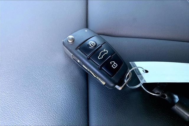 Certified 2025 Audi Q3 2.0T Premium w/ Convenience Package image 12