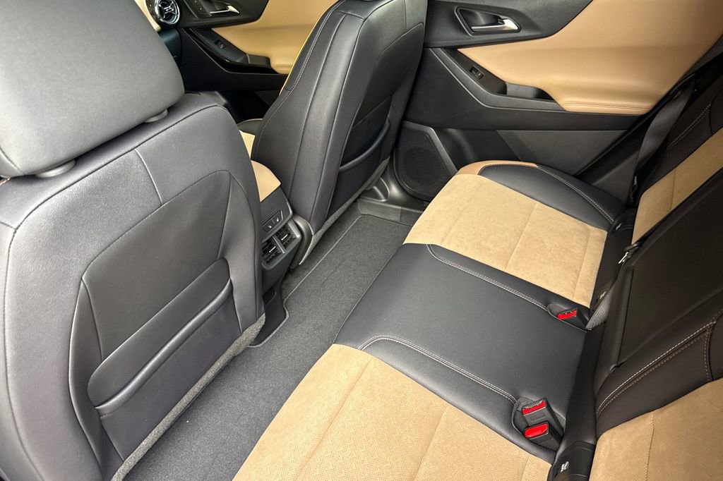 Used 2026 Chevrolet Equinox ACTIV w/ Convenience Package III AWD/4WD image 12