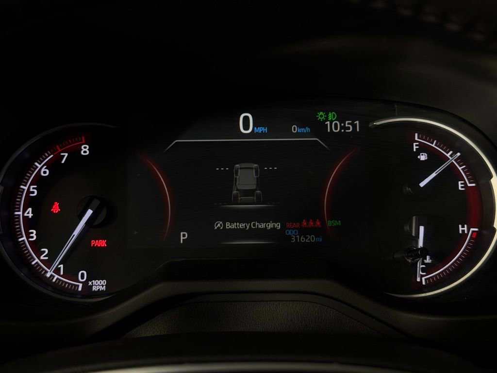 Used 2024 Toyota RAV4 XLE Premium image 13