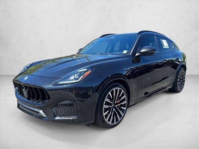 Used 2023 Maserati Grecale Modena AWD/4WD image 1