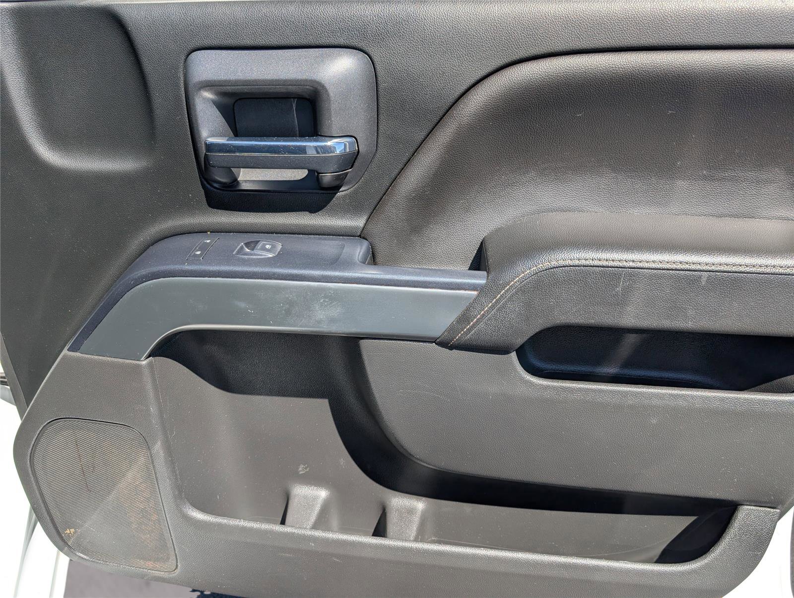 Used 2018 Chevrolet Silverado 1500 LT w/ Texas Edition image 36