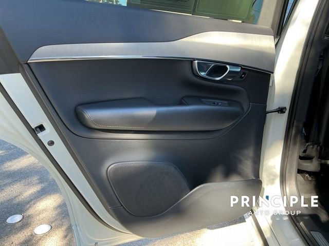 Certified 2021 Volvo XC90 T5 Momentum w/ Protection Package Premier image 26