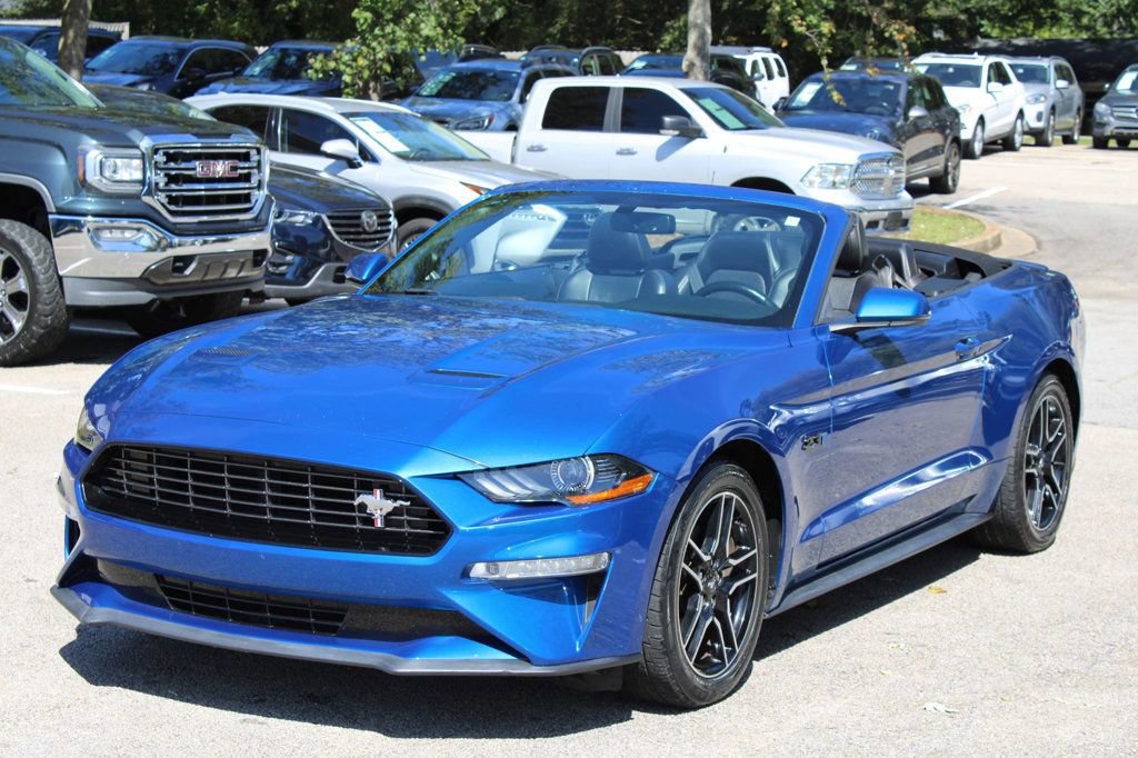 Used 2018 Ford Mustang Premium image 11