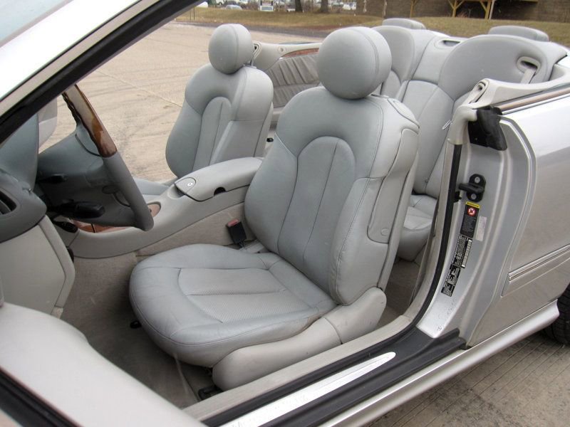 Used 2004 Mercedes-Benz CLK 500 Cabriolet image 21