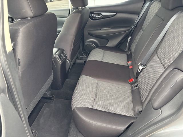 Used 2022 Nissan Rogue Sport SV image 26