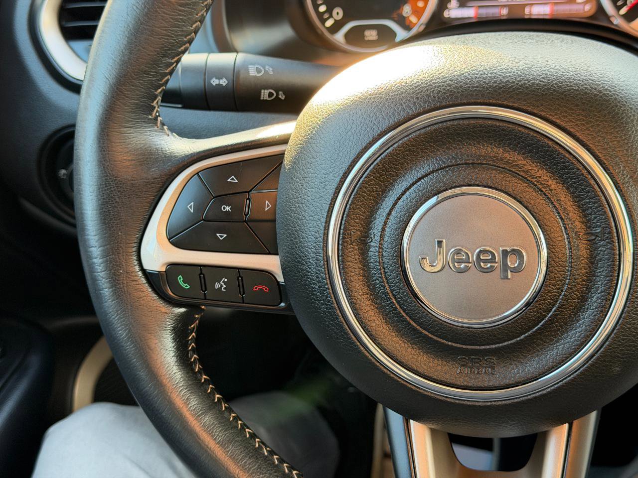 Used 2015 Jeep Renegade Limited AWD/4WD image 71