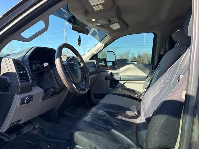 Used 2019 Ford F450 XL w/ Power Equipment Group image 9