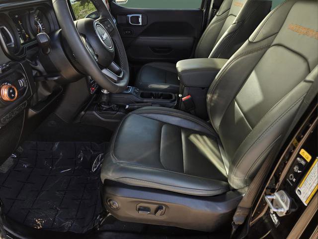 Used 2025 Jeep Gladiator Mojave w/ Convenience Group image 16