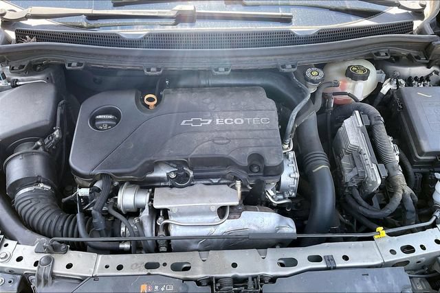 Used 2017 Chevrolet Cruze LT w/ Sun And Sound Package FWD image 21