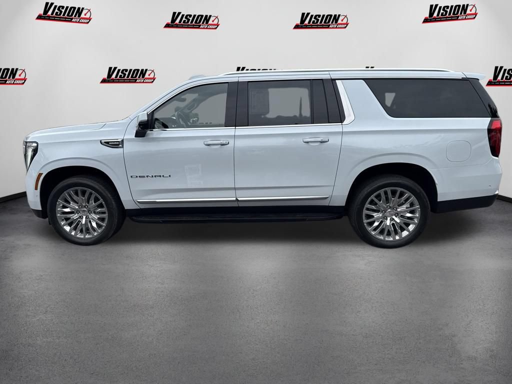 Used 2026 GMC Yukon XL Denali w/ Advanced Technology Package AWD/4WD image 8